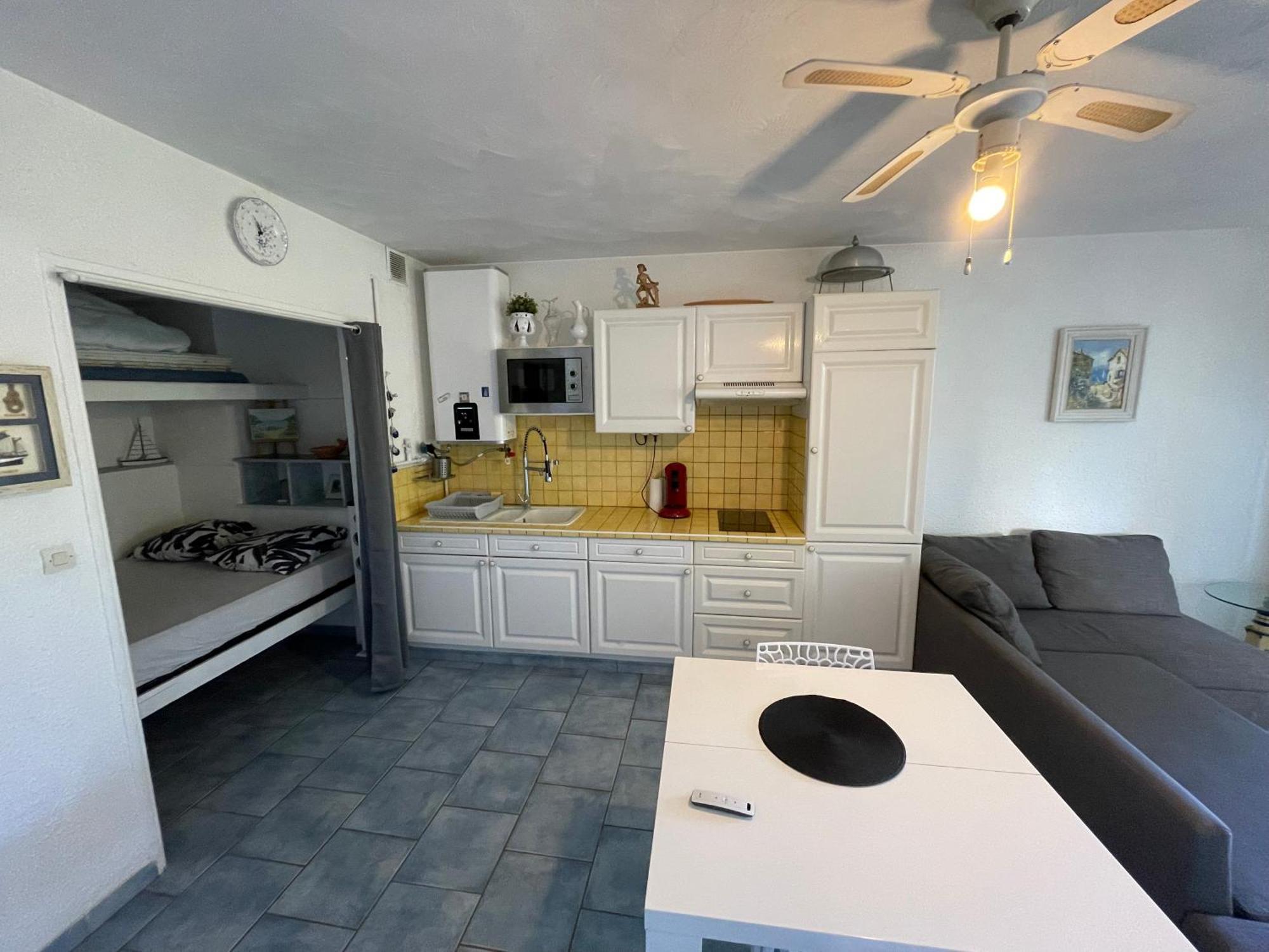 Appartement T1 Avec Piscine à 300m Des Plages Pour 4 Personnes - Résidence Saint Elme La Seyne-sur-Mer